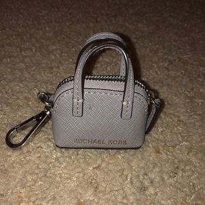 Michael Kors Cindy keychain